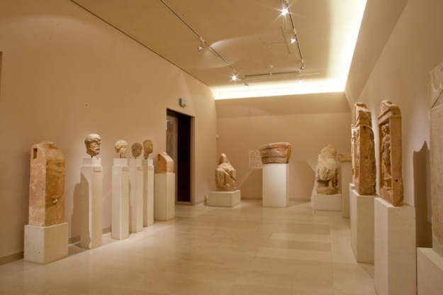 archaiologiko-mouseio-marathona-1.jpg