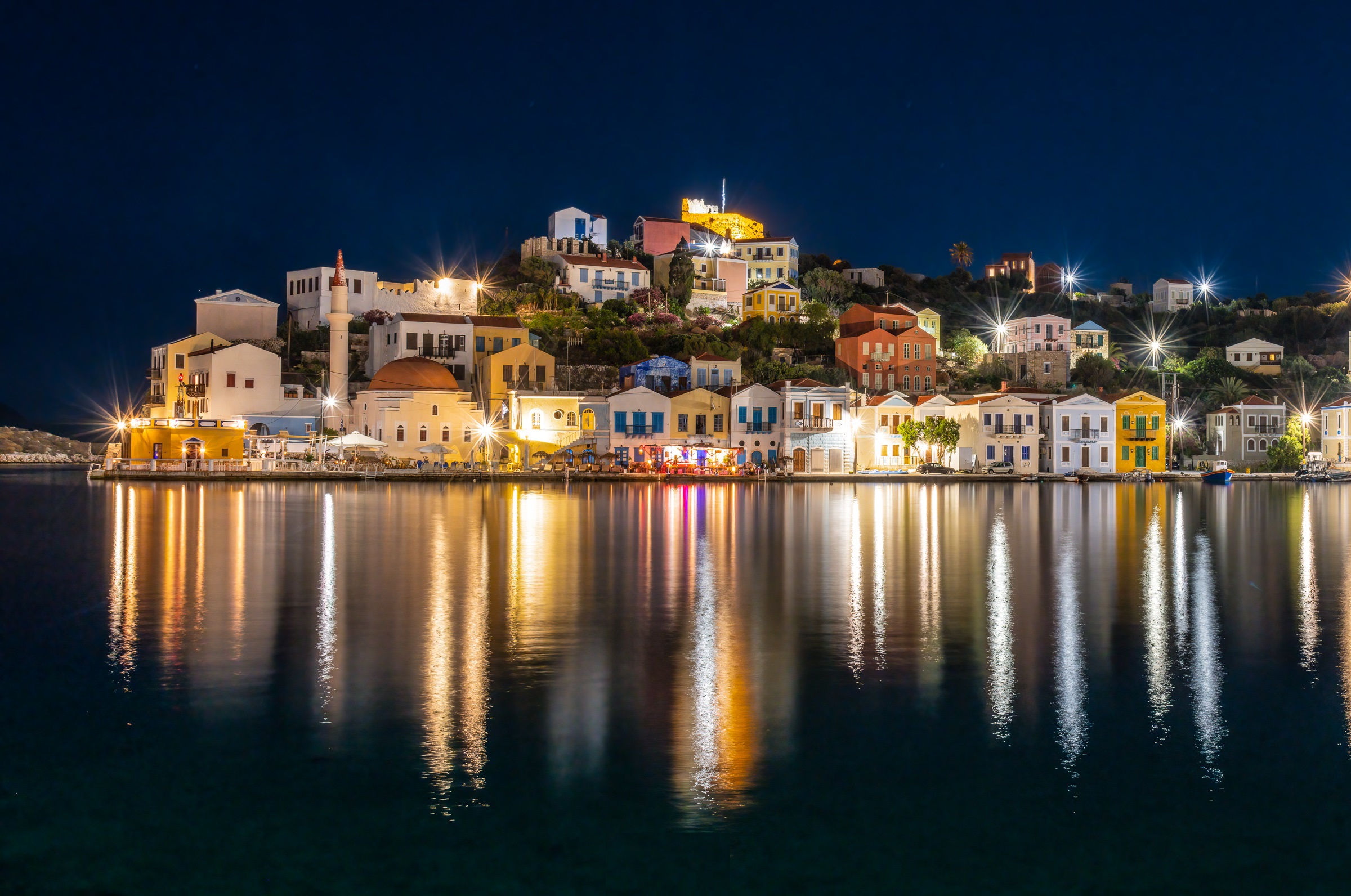 kastelorizo-by-night