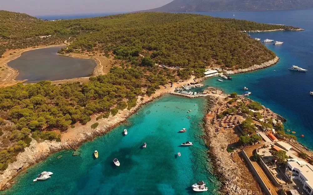 Agistri-Lake-Aponissos